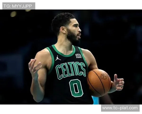 塞尔维亚教练盛赞塔图姆展现真领袖风范受伤仍拼尽全力助绿军前行 塞尔维亚教练盛赞塔图姆展现真领袖风范受伤仍拼尽全力助绿军前行